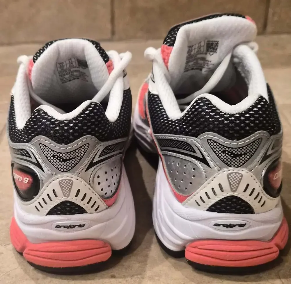 Saucony Progrid Omni 9 Unisex Running Shoes Coral/Black/Silver
